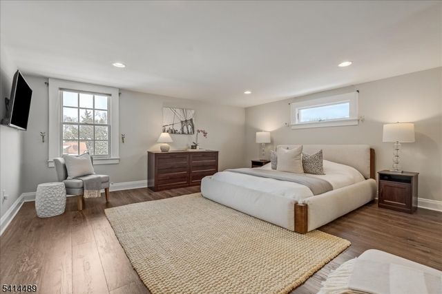 5 Canterbury Dr, Montclair Twp., NJ 07042