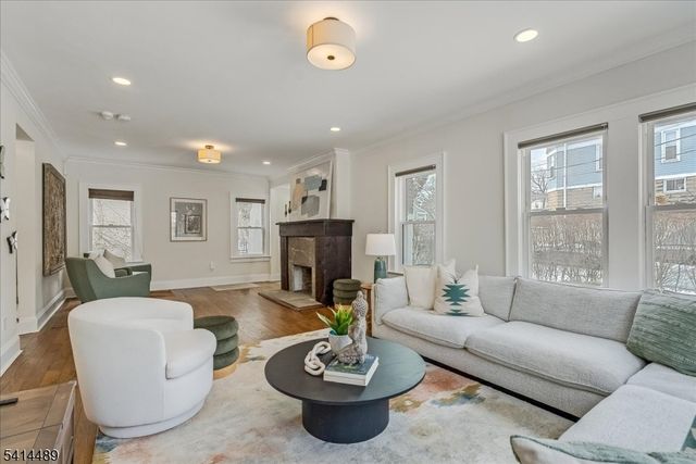 5 Canterbury Dr, Montclair Twp., NJ 07042