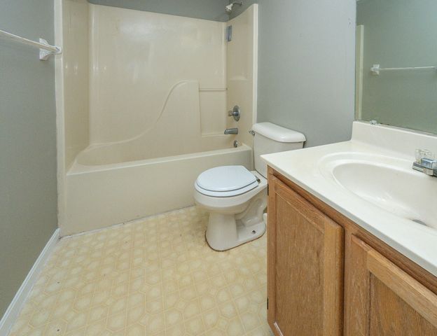 2802 Berwood Lane, Hebron, KY 41048