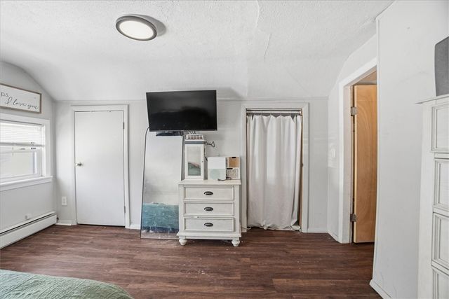 208 Simmonsville Avenue, Johnston, RI 02919