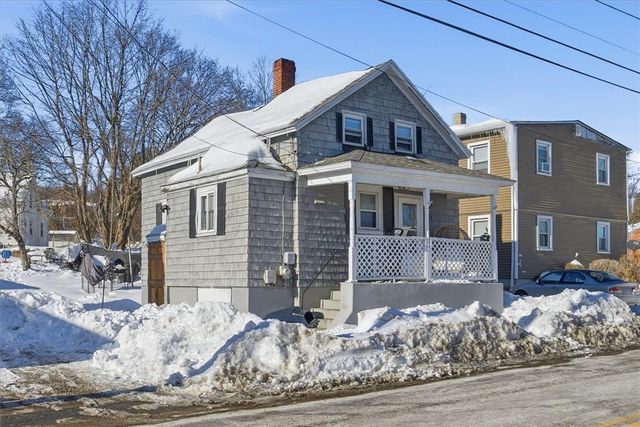 208 Simmonsville Avenue, Johnston, RI 02919