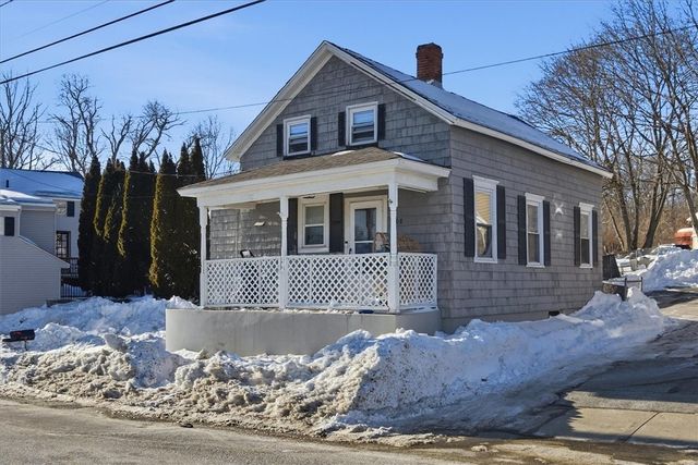 208 Simmonsville Avenue, Johnston, RI 02919