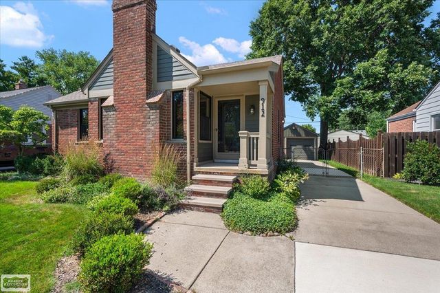 912 Cedar Hill Drive, Royal Oak, MI 48067