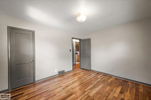 912 Cedar Hill Drive, Royal Oak, MI 48067