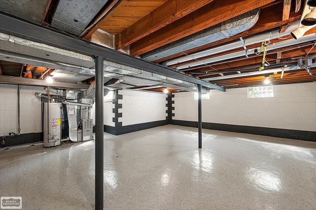 912 Cedar Hill Drive, Royal Oak, MI 48067