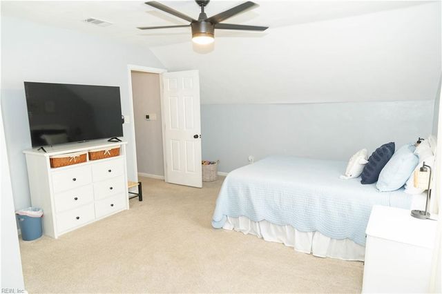 1848 Monument DR, Virginia Beach, VA 23464