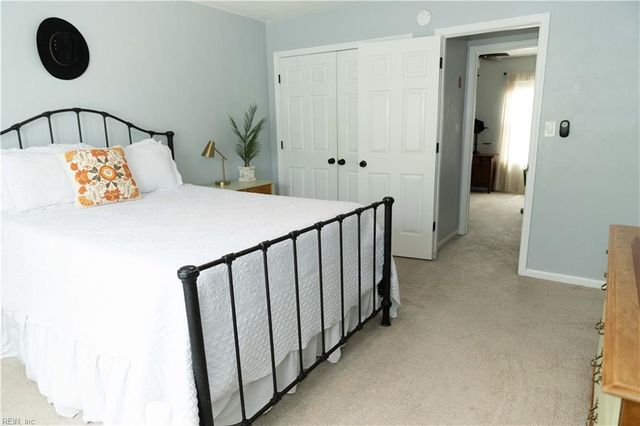 1848 Monument DR, Virginia Beach, VA 23464
