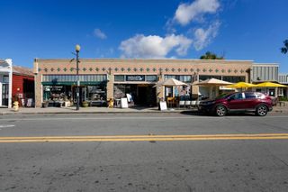 37372 Niles Boulevard, Fremont, CA 94536