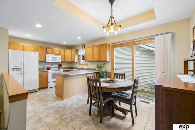 1214 Dublin Road, Lincoln, NE 68521
