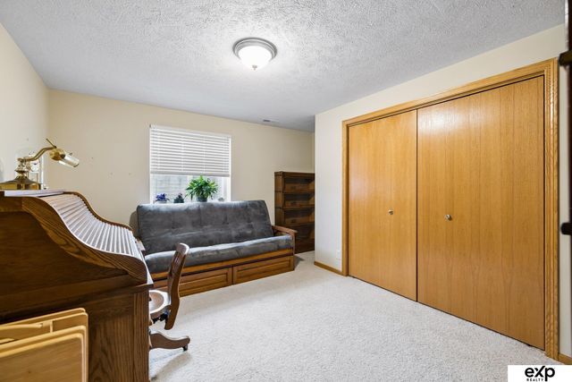 1214 Dublin Road, Lincoln, NE 68521