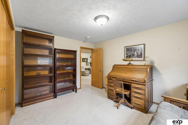 1214 Dublin Road, Lincoln, NE 68521