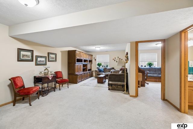 1214 Dublin Road, Lincoln, NE 68521