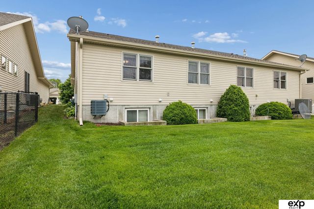 1214 Dublin Road, Lincoln, NE 68521