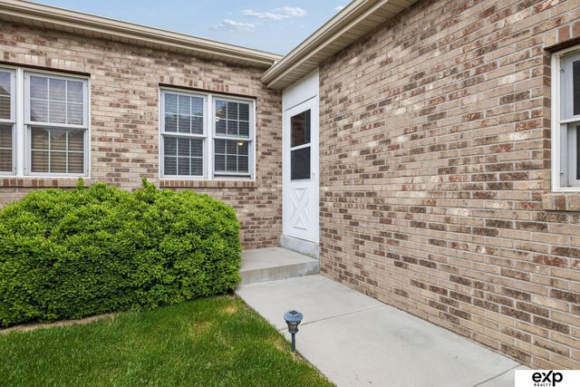 1214 Dublin Road, Lincoln, NE 68521