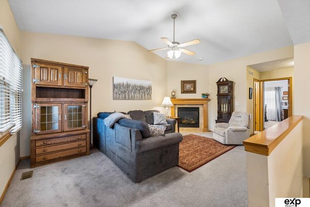 1214 Dublin Road, Lincoln, NE 68521