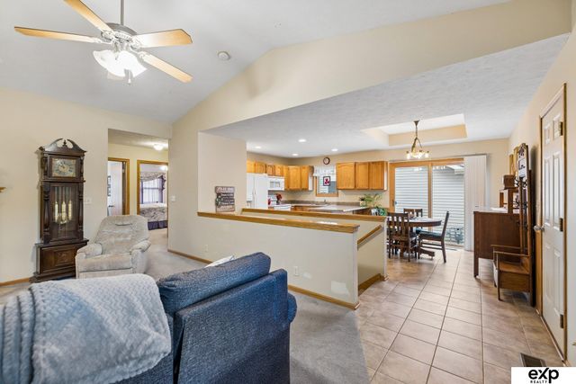 1214 Dublin Road, Lincoln, NE 68521