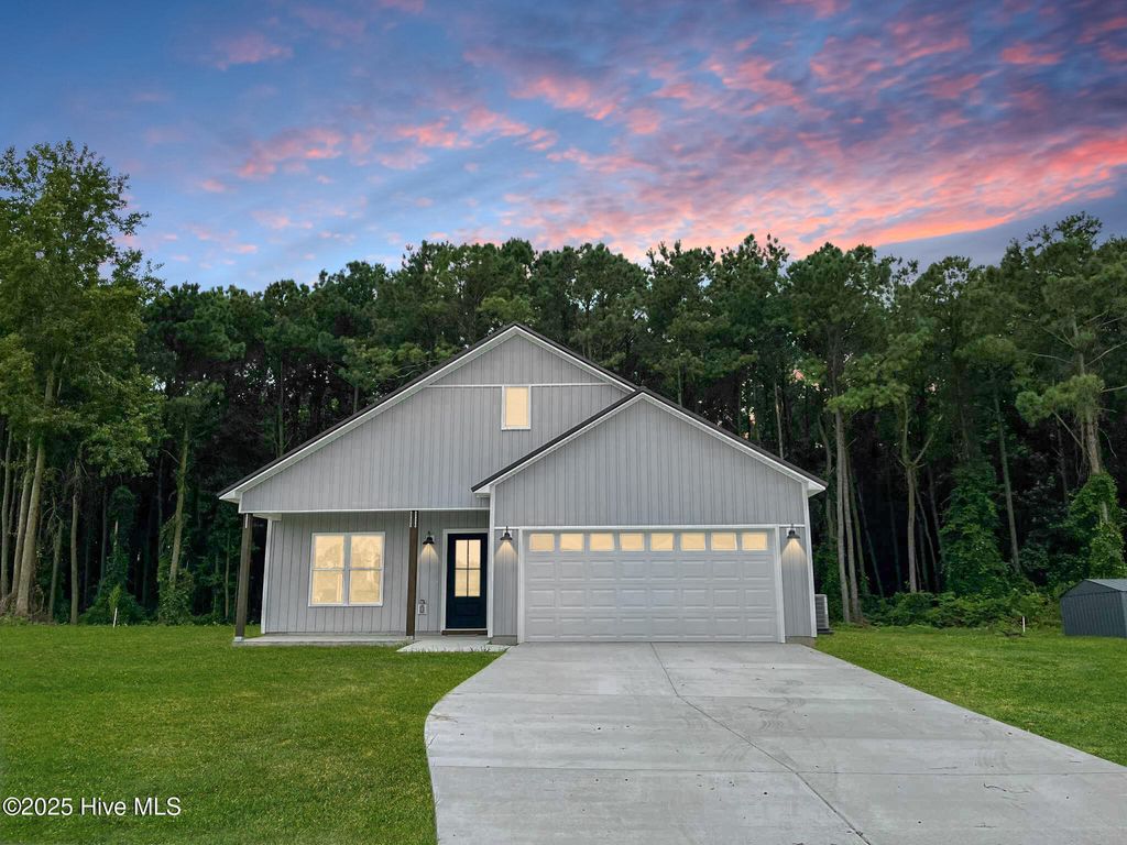 1665 Nc 111, Pink Hill, NC 28572