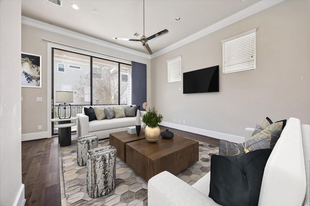 2016 Covent Garden Station, Houston, TX 77045