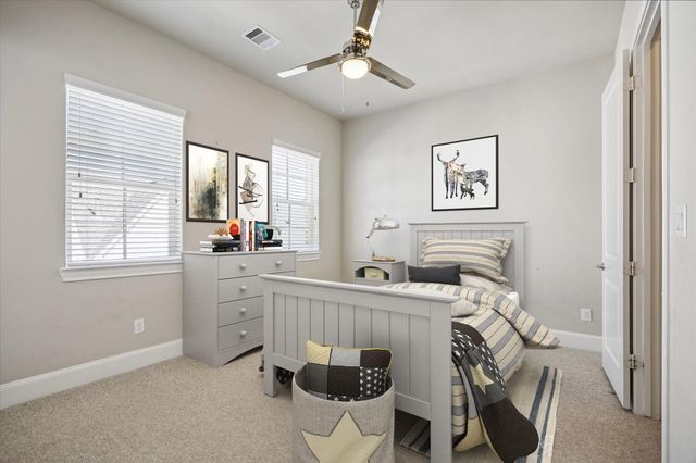 2016 Covent Garden Station, Houston, TX 77045