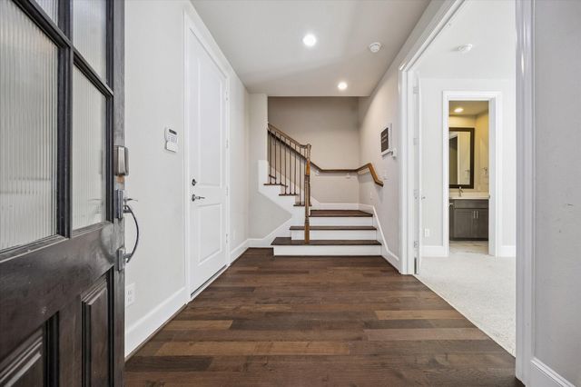 2016 Covent Garden Station, Houston, TX 77045