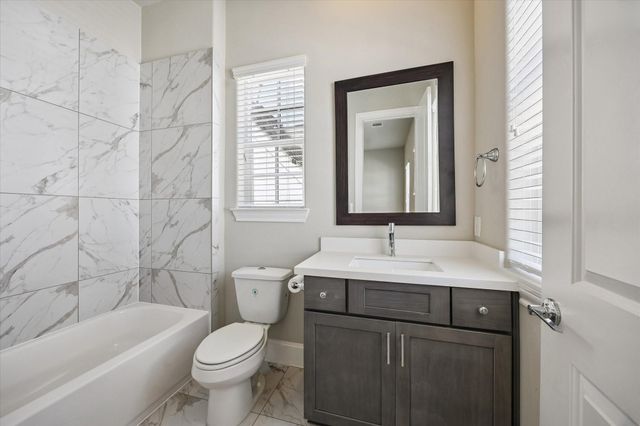 2016 Covent Garden Station, Houston, TX 77045