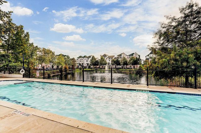 2016 Covent Garden Station, Houston, TX 77045