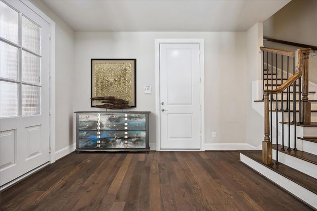 2016 Covent Garden Station, Houston, TX 77045