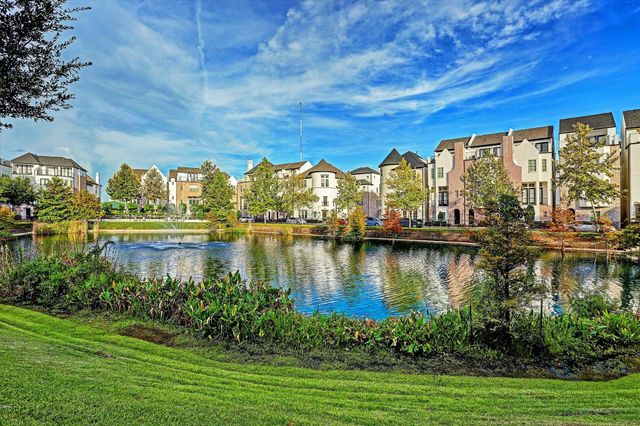 2016 Covent Garden Station, Houston, TX 77045