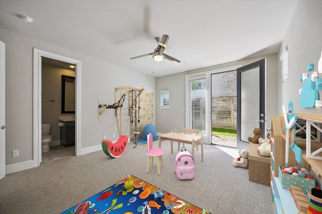 2016 Covent Garden Station, Houston, TX 77045