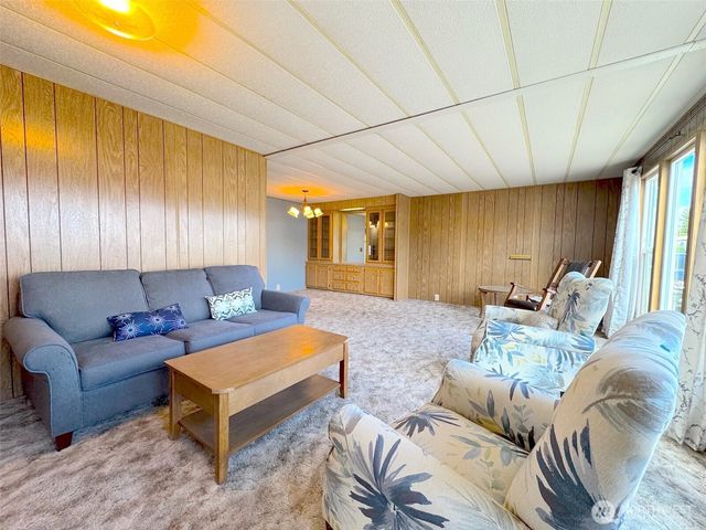 1372 Samuel Drive, Walla Walla, WA 99362