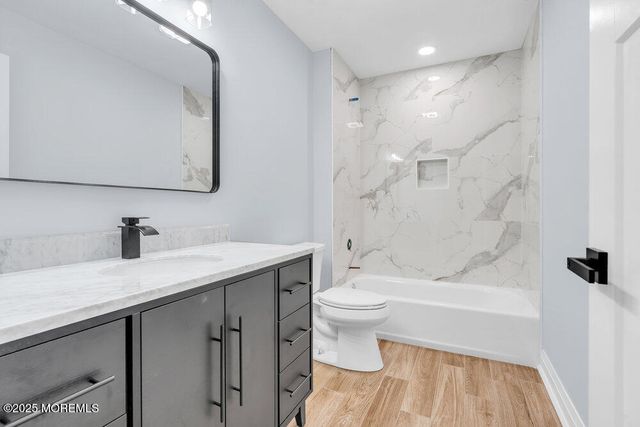 124 Robinson Place, Shrewsbury Boro, NJ 07702