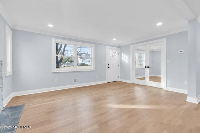 124 Robinson Place, Shrewsbury Boro, NJ 07702