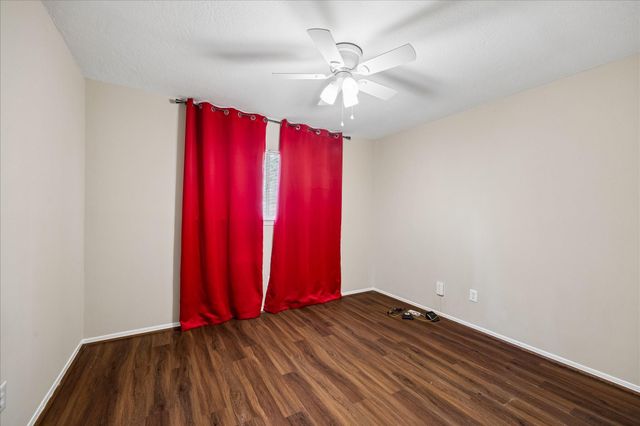 3803 Loft Forest Court, Kingwood, TX 77339
