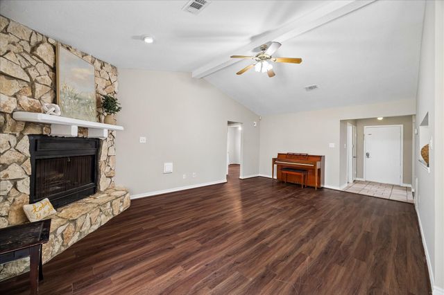 3803 Loft Forest Court, Kingwood, TX 77339