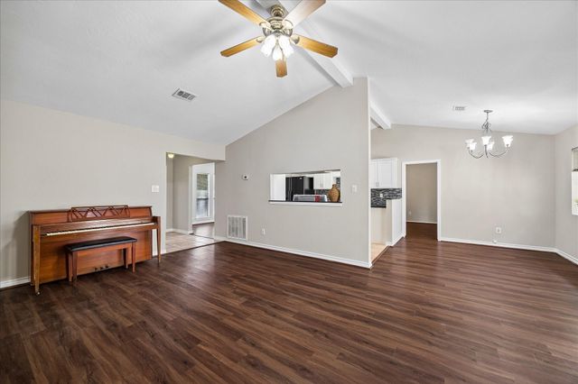 3803 Loft Forest Court, Kingwood, TX 77339