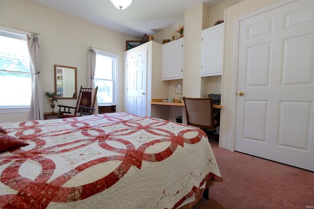 621 W Oak Street, Ellettsville, IN 47429