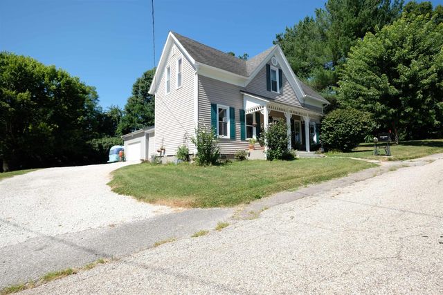 621 W Oak Street, Ellettsville, IN 47429