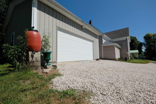 621 W Oak Street, Ellettsville, IN 47429