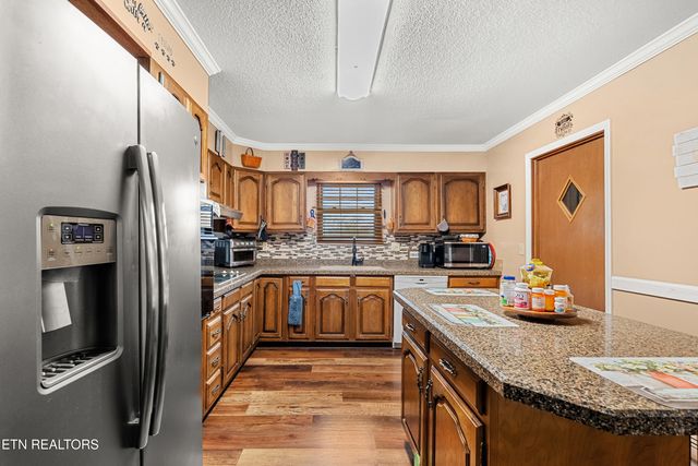 8055 Steekee Creek Rd, Loudon, TN 37774