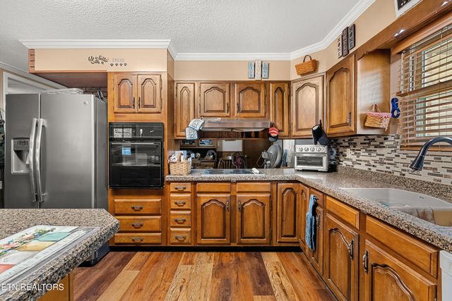 8055 Steekee Creek Rd, Loudon, TN 37774