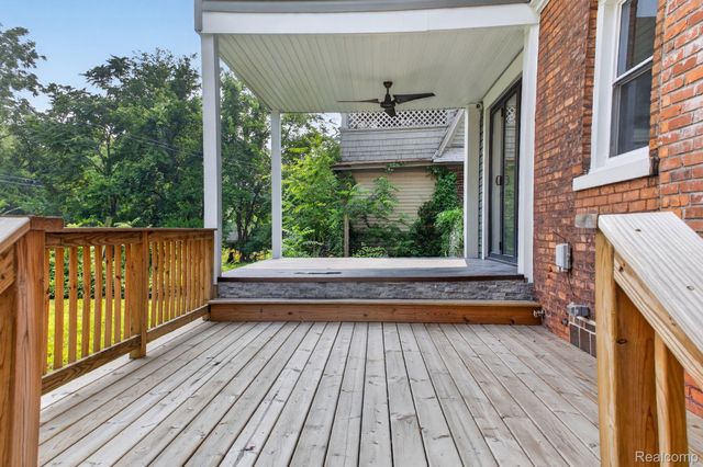 446 King Street, Detroit, MI 48202