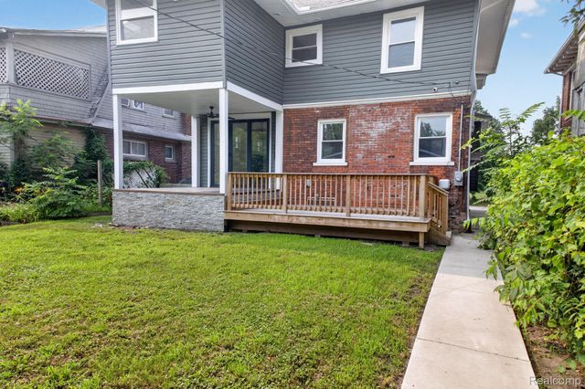 446 King Street, Detroit, MI 48202
