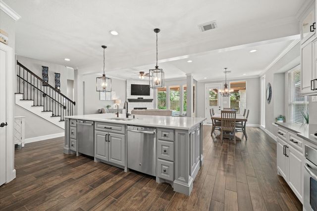 9507 Empress Crossing Drive, Spring, TX 77379