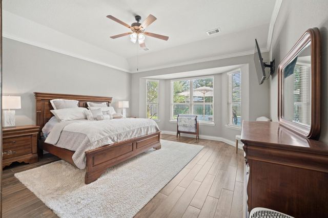 9507 Empress Crossing Drive, Spring, TX 77379