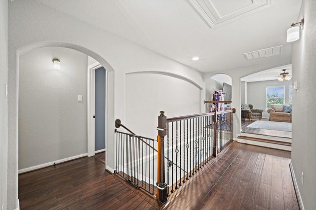 9507 Empress Crossing Drive, Spring, TX 77379
