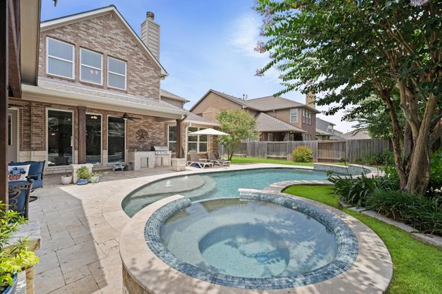 9507 Empress Crossing Drive, Spring, TX 77379