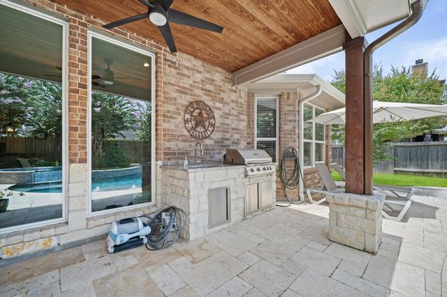 9507 Empress Crossing Drive, Spring, TX 77379