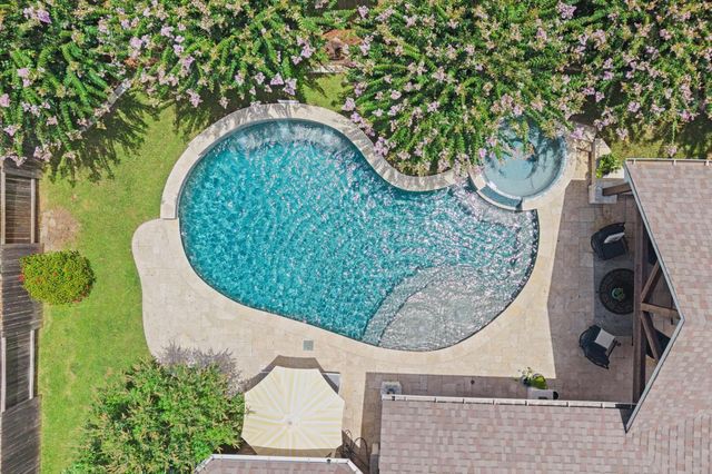 9507 Empress Crossing Drive, Spring, TX 77379