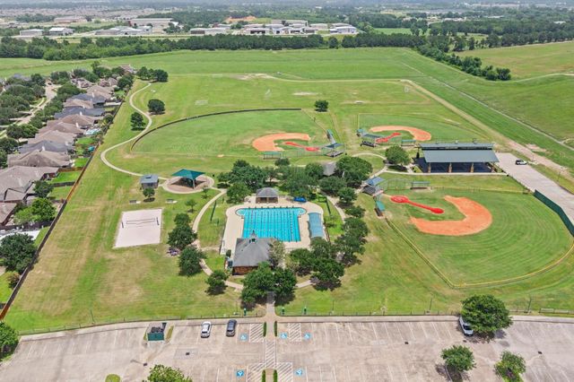 9507 Empress Crossing Drive, Spring, TX 77379