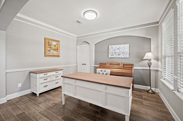 9507 Empress Crossing Drive, Spring, TX 77379
